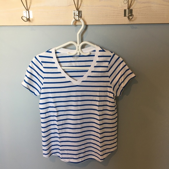 Old Navy Cotton Tee - Picture 1 of 2